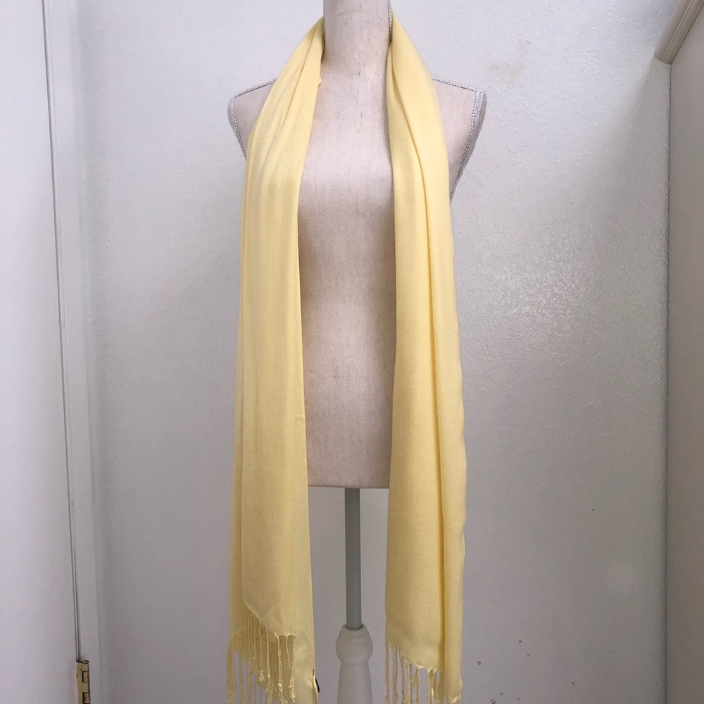 Scarf With Fringe